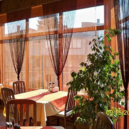 Отель Eleni Palace